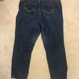 Size 22W dressbarn signature fit  jeans